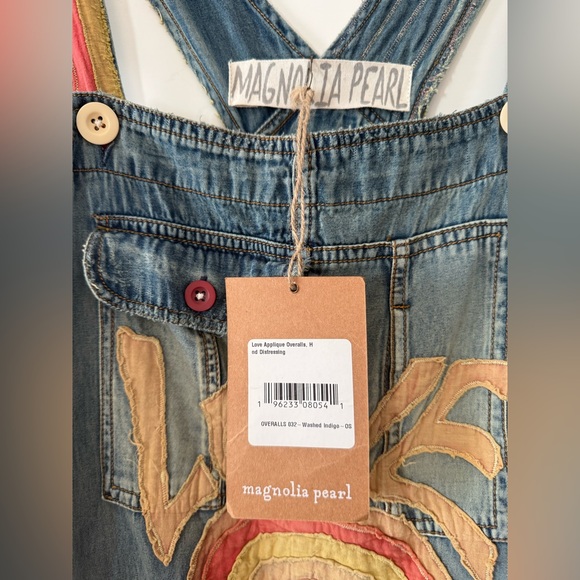 RARE 🦄 NWT Magnolia Pearl Embroidered Love Applique Overalls 032 - Picture 3 of 12
